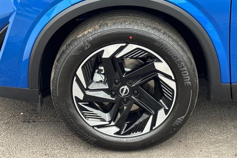 2025 Nissan Qashqai 1.3 DIG-T MH 158 N-CONNECTA [GLASS RF] 5DR XTRONIC Hatchback Petrol Automatic