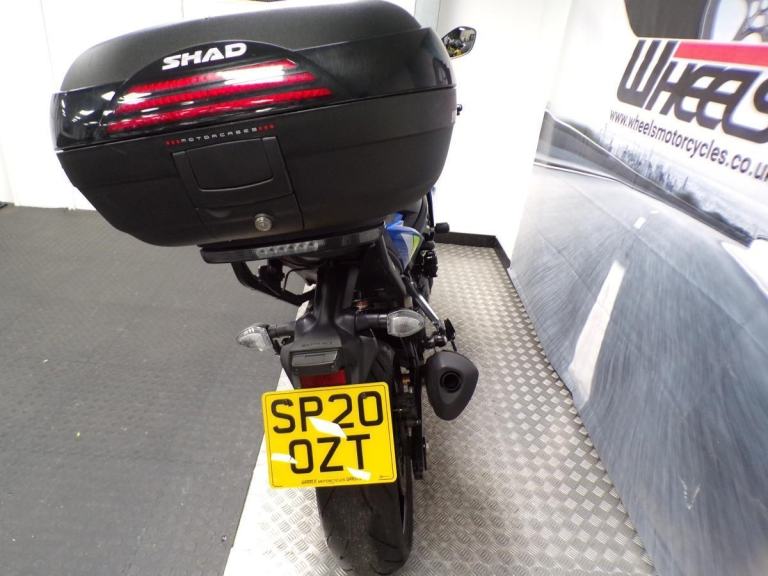 2020 SUZUKI GSX-S750 WITH ONLY 3844 MILES FROM NEW