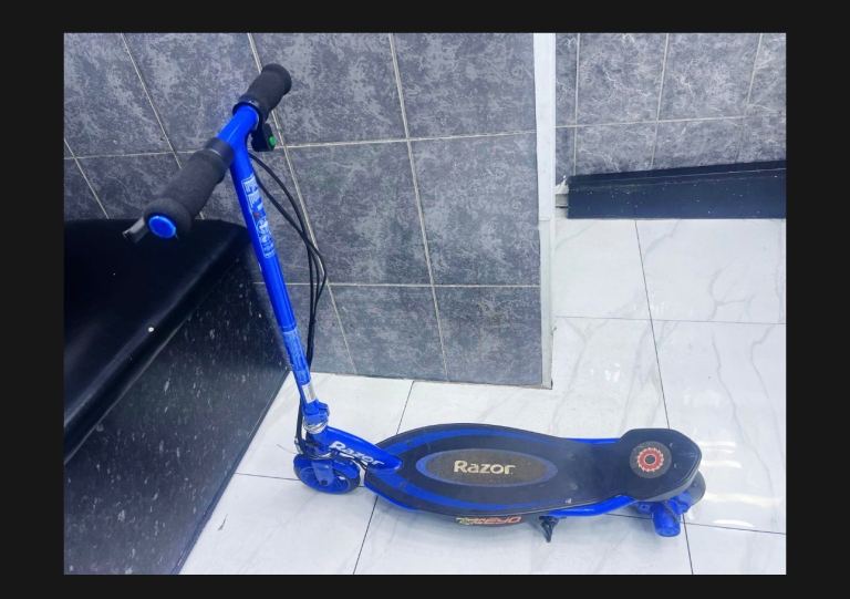 Razor Electric Scooter for children Blue, with a Charger