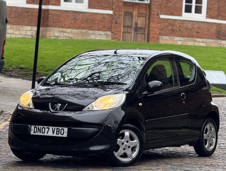 Peugeot 107 , 1.0 Petrol , 12 Month MOT , £20 Road Tax , Drives Perfect 