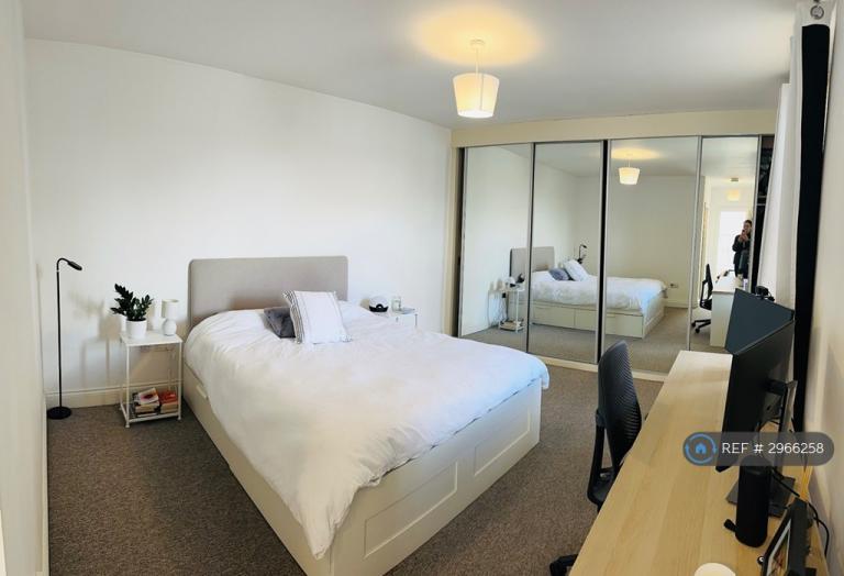2 bedroom house in Troon Street, London, E1 (2 bed) (#2966258)