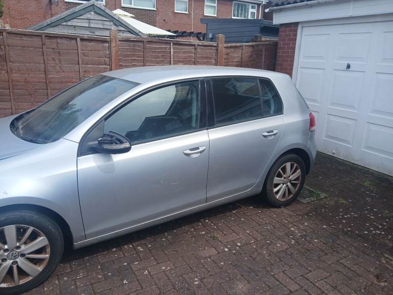 Volkswagen, GOLF, Hatchback, 2011, Manual, 1598 (cc), 5 doors (read ad)