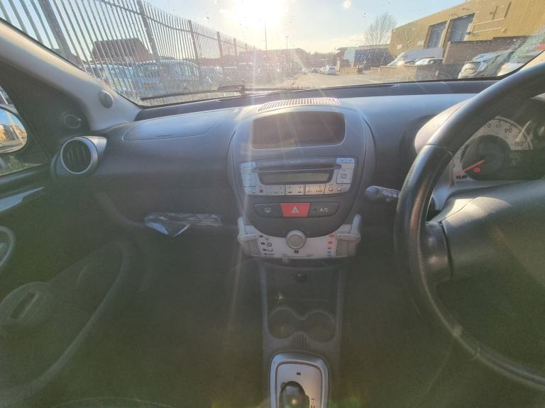 2009 Toyota AYGO 1.0 VVT-i Black 5dr [AC] MMT HATCHBACK Petrol Automatic