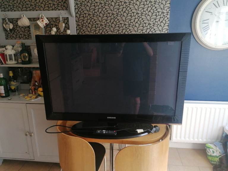 samsung tv 42 inch screen