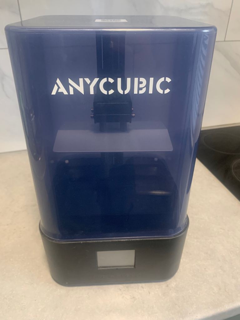 Anycubic 3d printer and cure station 