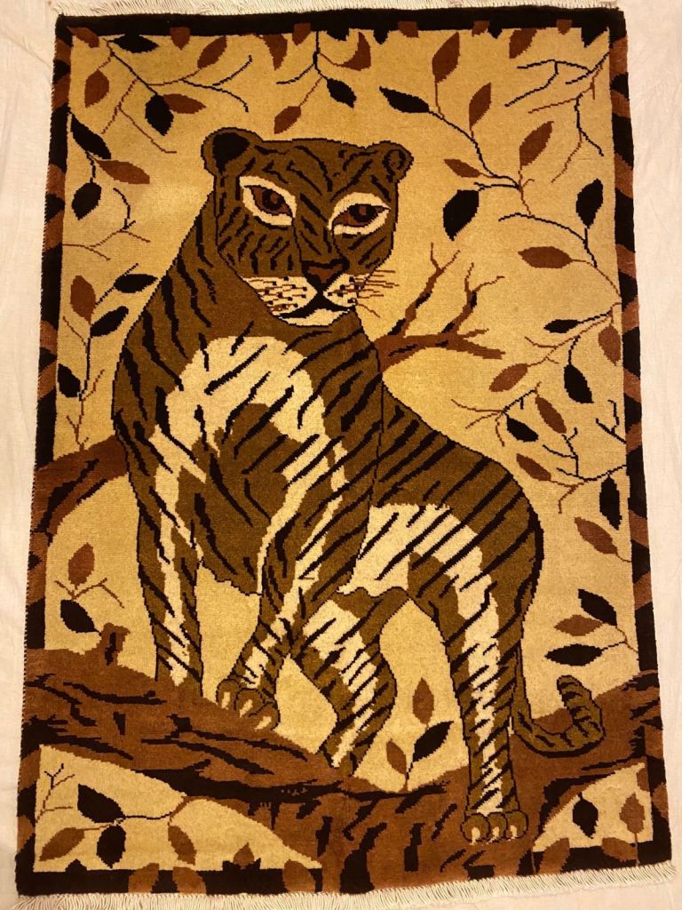 Persian handmade wool rug,137cm x97cm