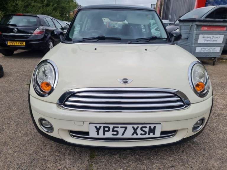 Mini cooper 1.6 white