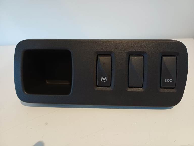 DACIA DUSTER MK1 CONSOLE SWITCH 251638577R