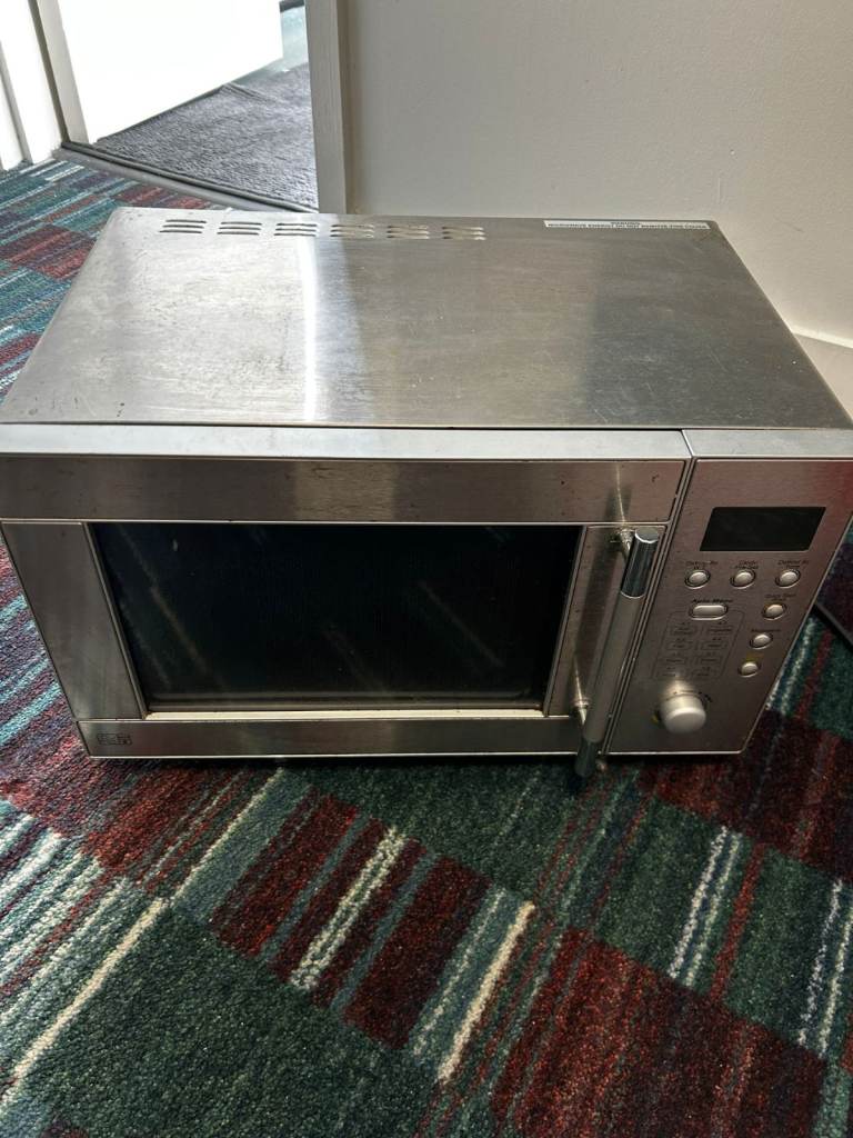 JS Stainless steel 20L Digital Microwave Oven 750-800W. Price negotiable.