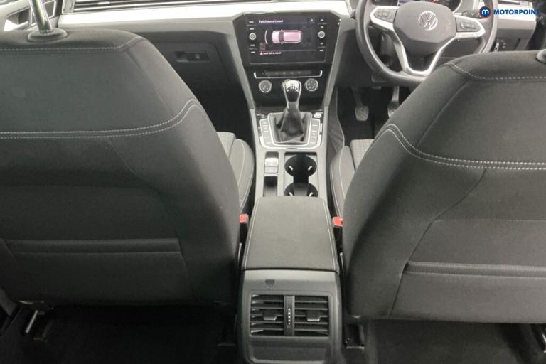 2021 Volkswagen Passat 2.0 TDI EVO SCR SE Nav 5dr ESTATE DIESEL Manual