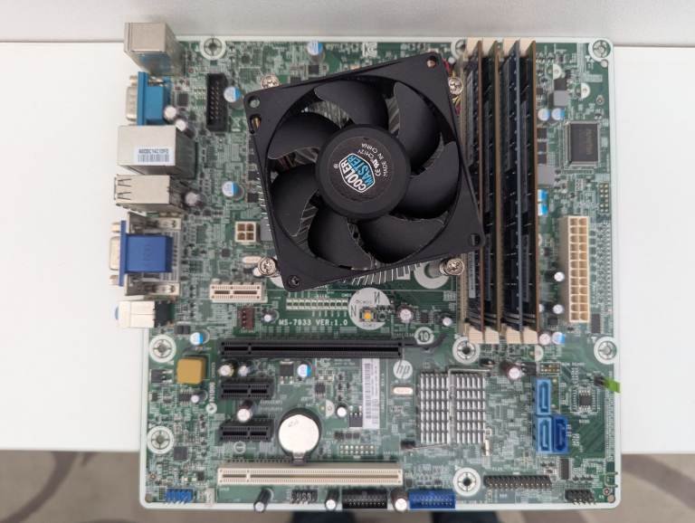 HP Prodesk 490 G2 MT Motherboard with Intel Core i7 4790, 16GB 4x4GB 1600MHz DDR3 RAM £80