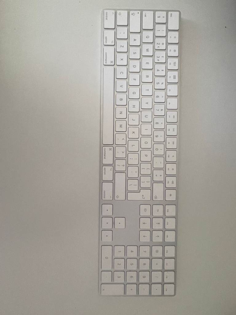 Apple Magic Keyboard