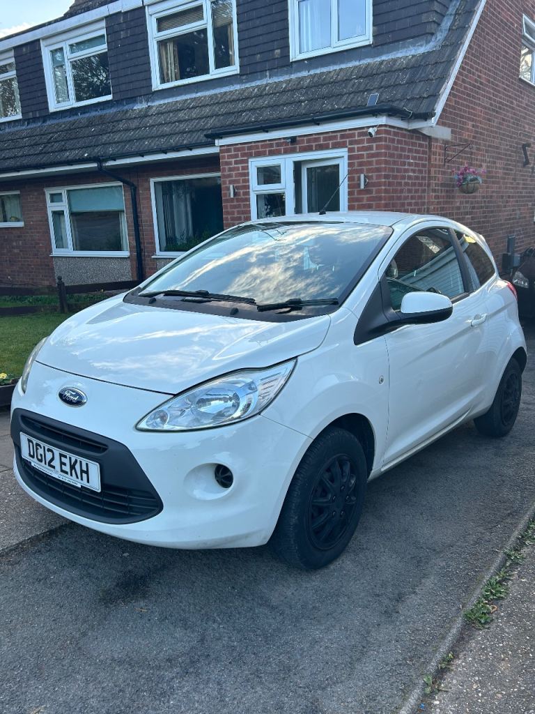 Ford, KA, Hatchback, 2012, Manual, 1242 (cc), 3 doors
