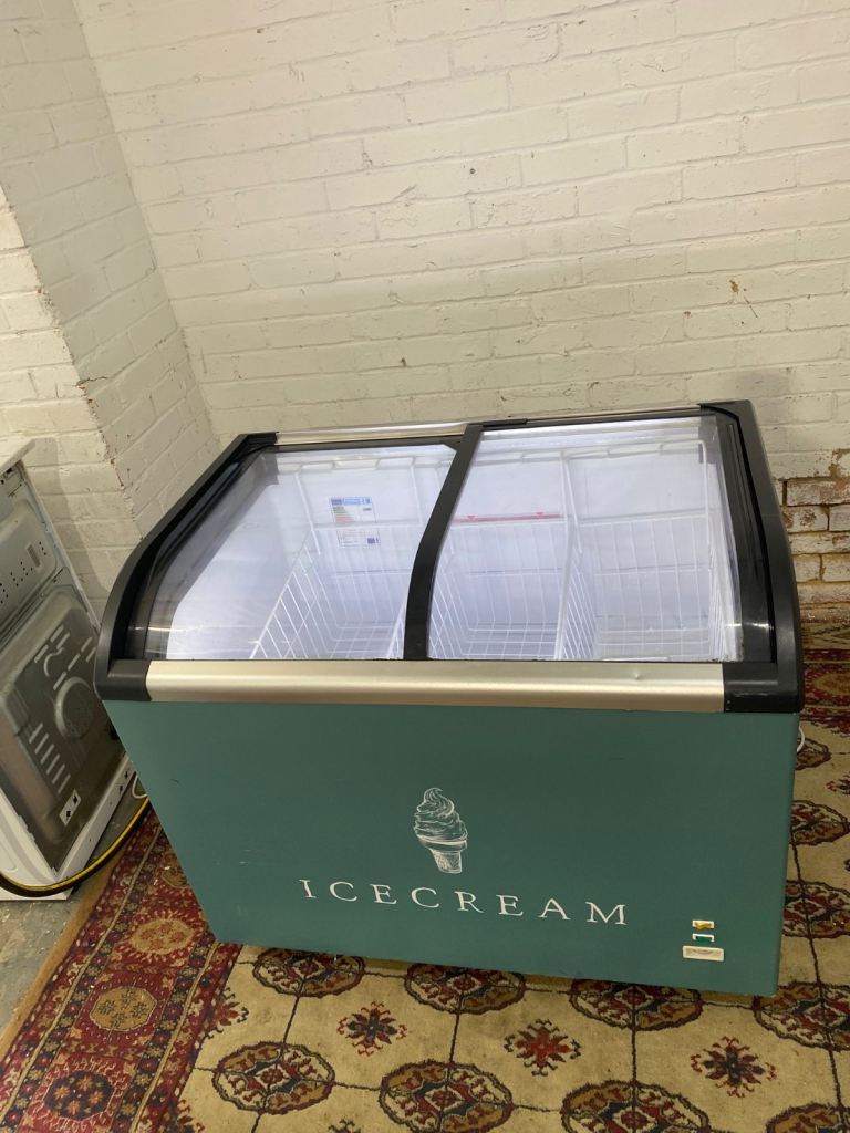 ✅🚐🚐Beautiful Display Large Commercial Ice Cream Chest Freezer 