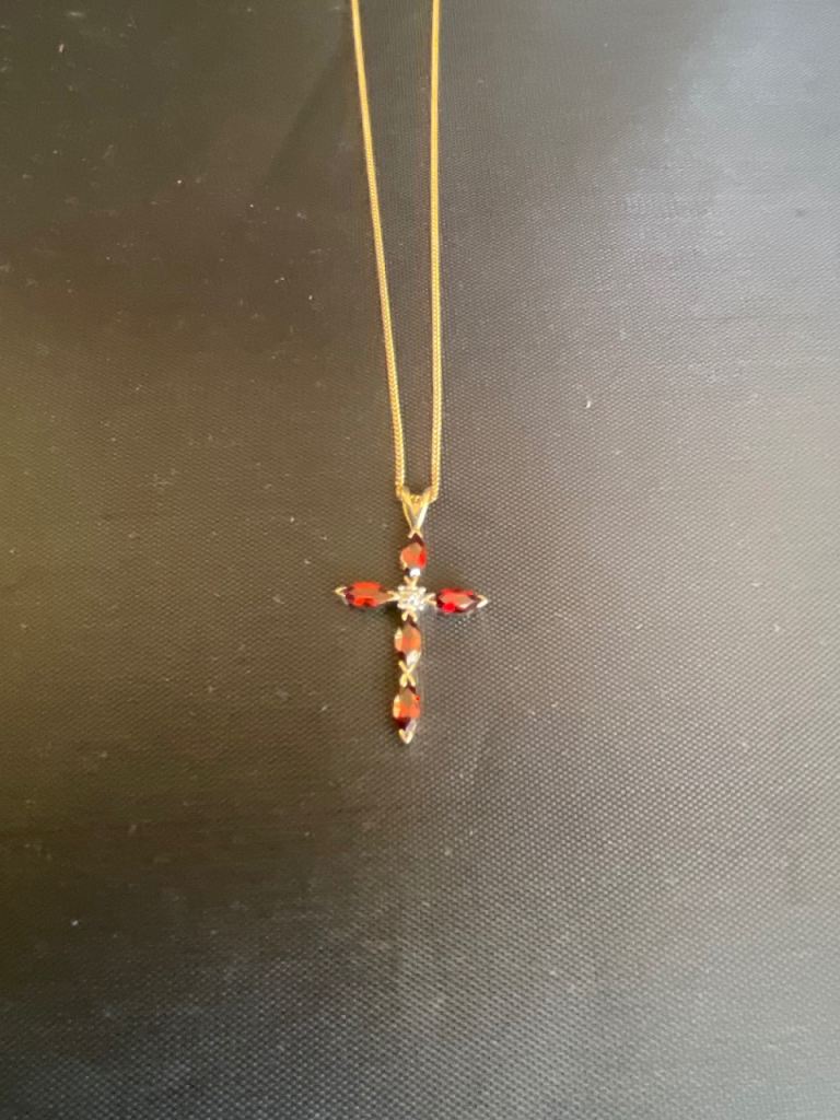 9ct Gold Chain and Diamond Garnet Cross