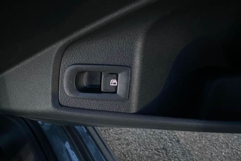 2025 Ford Transit Connect 661613 Van PETROL/ELECTRIC Automatic