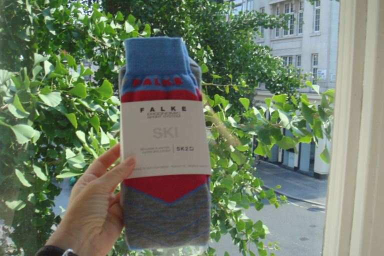 New Women's Falke Ergonomic Sports System Ski Socks SK2 