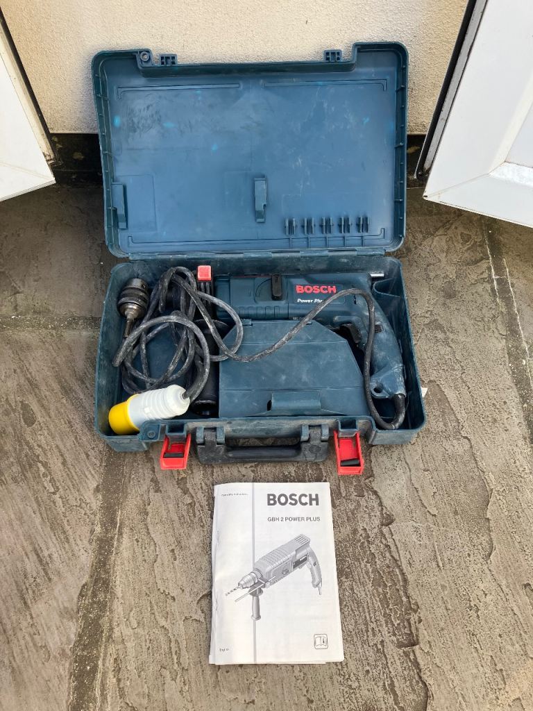 Power drill 