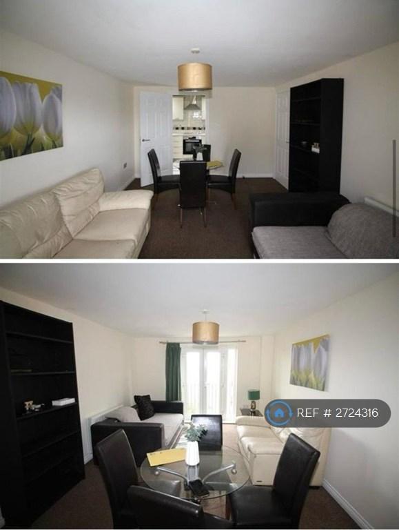 2 bedroom flat in Middlewood Street, Salford, M5 (2 bed) (#2724316)