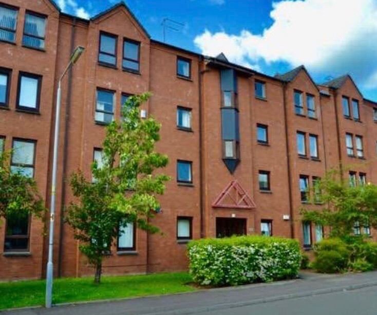 2 Bed Flat Budhill Avenue 