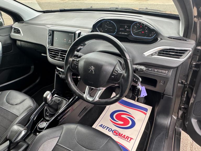 ** F.S.H ** 2017 (67) Peugeot 2008 1.6 BlueHDi Allure 5 dr hatchback ** VALUE **
