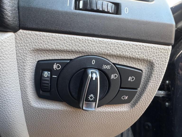 2013 BMW 1 Series 2.0 120d M Sport Auto Euro 5 2dr CONVERTIBLE Diesel Automatic