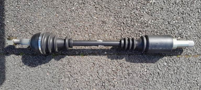 Peugeot 106 / Citroen Saxo / AX Remanufactured Driveshaft