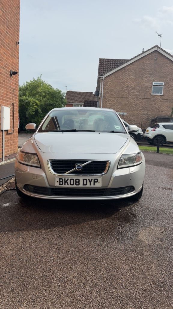 Volvo S40 12 MONTHS MOT, NEW CLUTCH, TIMING BELT & WATER PUMP - RECENT SERVICE 