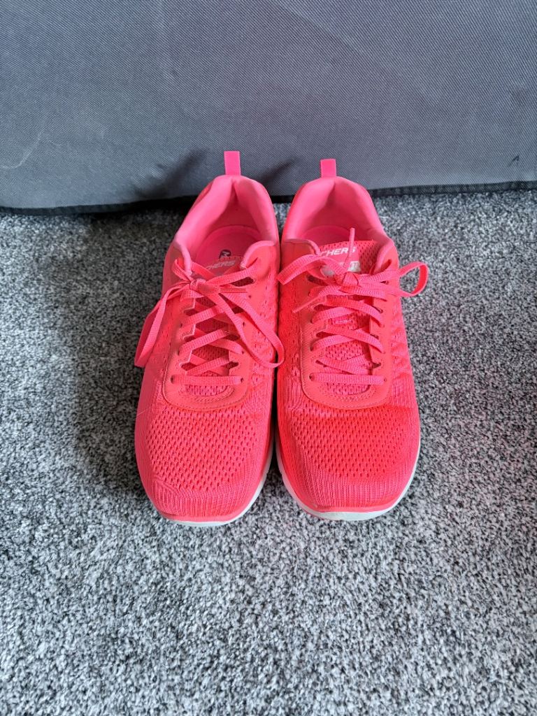 Women’s Orange Skechers trainers - Uk 7