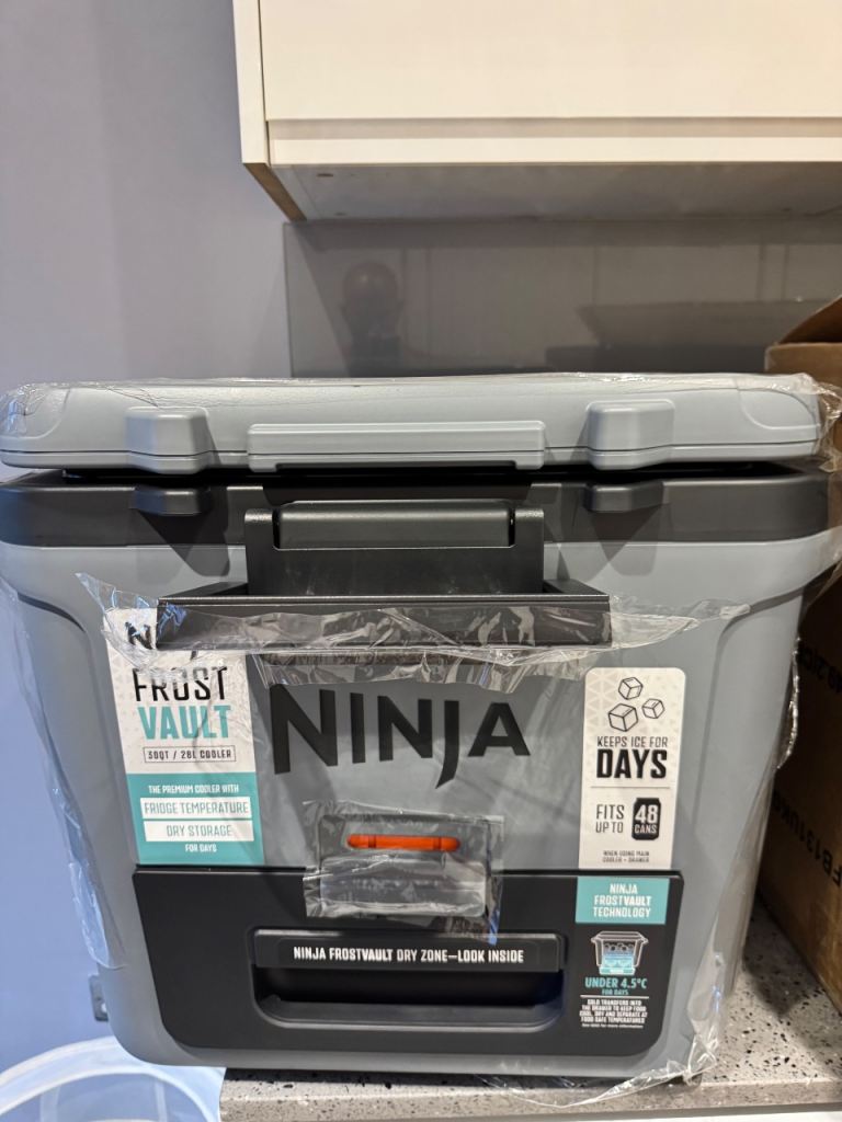 Ninja cooler box 28L brand new 