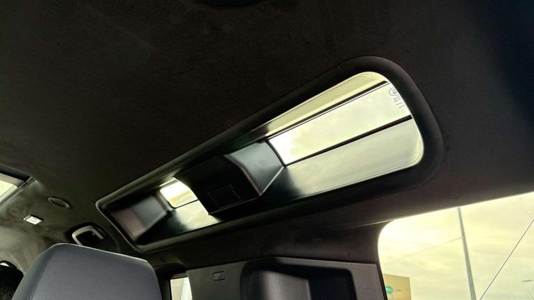 2025 Land Rover Defender 4.4 P635 Octa Edition One 110 5dr Auto SUV Petrol Automatic