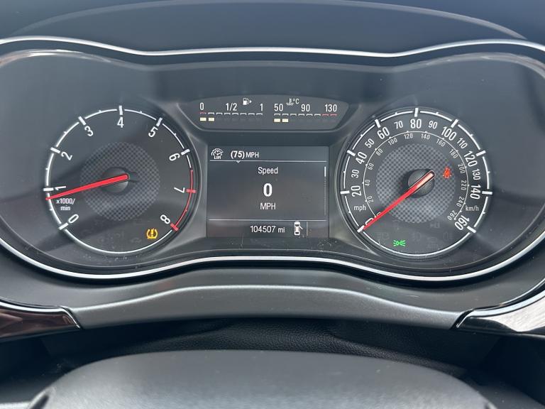 VAUXHALL CORSA 1.4 i Turbo White Edition 2017