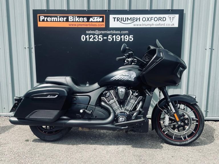 Stunning One Owner 2021/21 Indian Challenger Dark Horse Motorcycle 