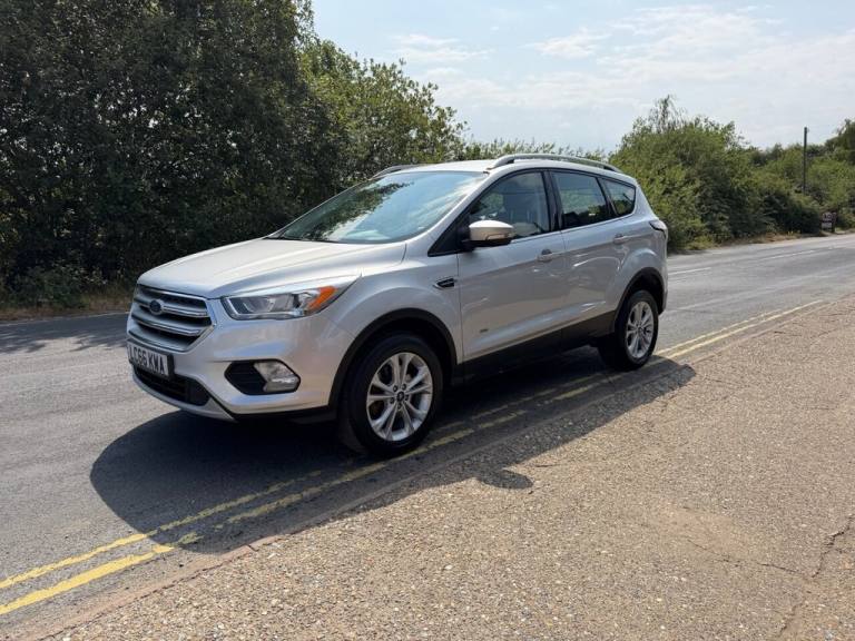 2016 Ford Kuga 2.0 TDCi Titanium SUV 5dr Diesel Manual AWD Euro 6 (s/s) (180 ps) HATCHBACK Diesel...