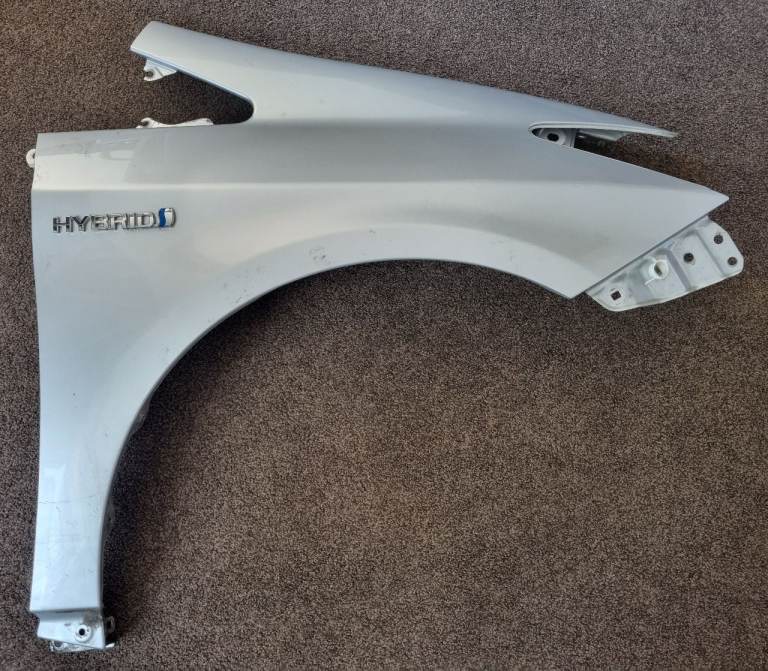 Toyota Prius 2013 – Front Driver Side Wing / Fender | Silver