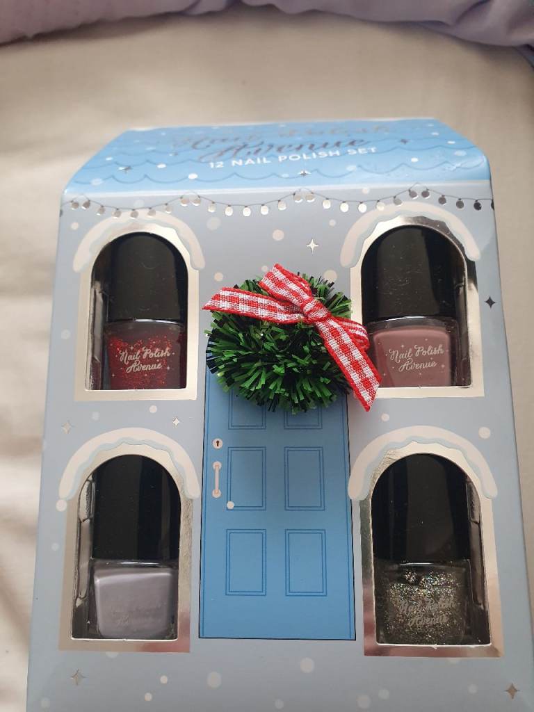 Nail Polish Avenue 12 Nail Polish Set – New, Multicoloured