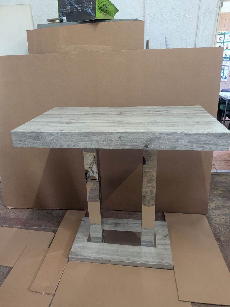 Bar table.breakfeast bar 