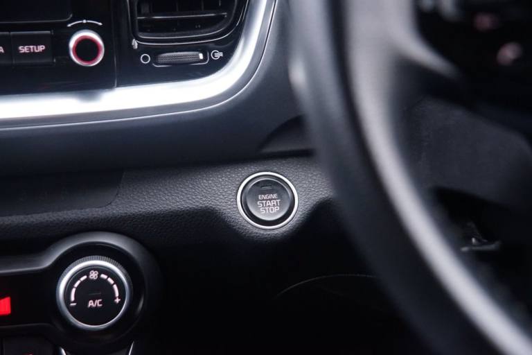 2022 Kia Stonic 1.0 T-GDi MHEV Connect SUV 5dr Petrol Hybrid Manual Euro 6 (s/s) (118 bhp) HATCHB...