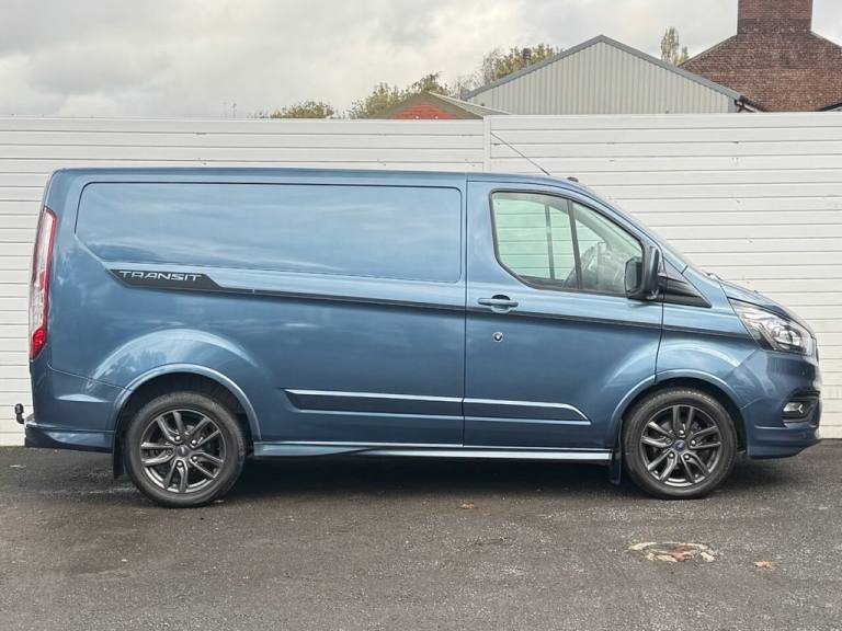 2019 Ford Transit Custom 2.0 TDCi 170ps Low Roof Sport Van Auto PANEL VAN DIESEL Automatic