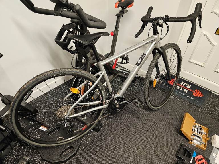 Canondale Topstone 1 bike - small (7 miles done - basically brand new)