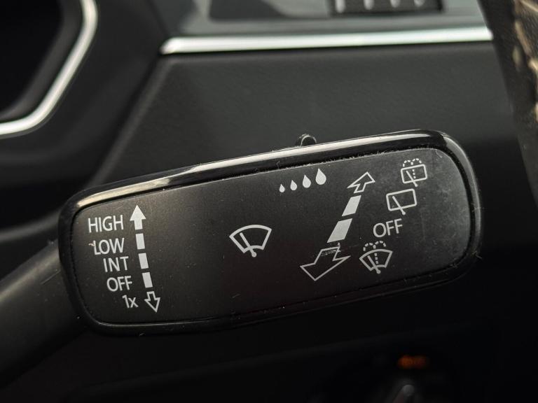 2019 Volkswagen Tiguan 1.5 TSI EVO R-Line DSG Euro 6 (s/s) 5dr ESTATE Petrol Automatic