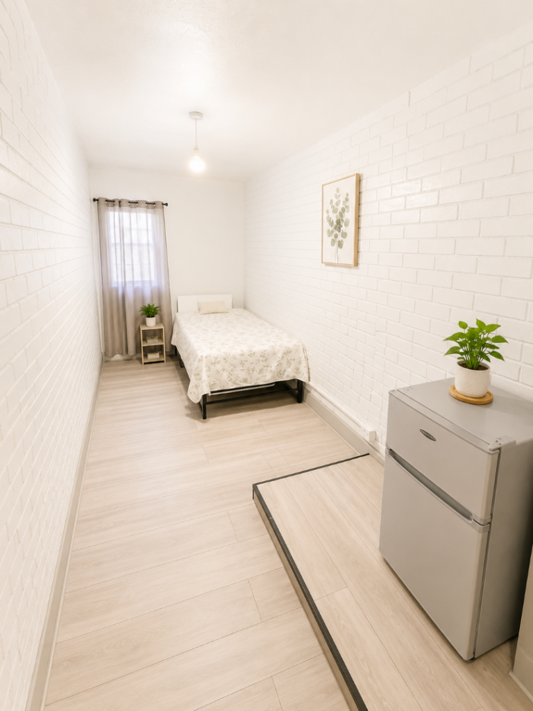 🌺LARGE ROOM FOR RENT – TOTTENHAM HALE, N17 – NO DEPOSIT 