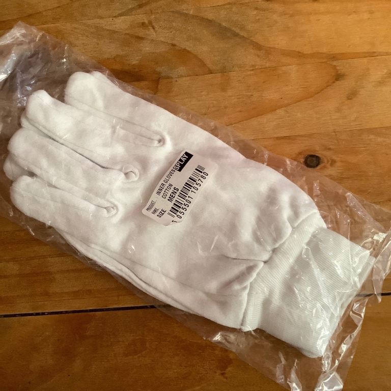Cricket inner gloves new, unopened 
