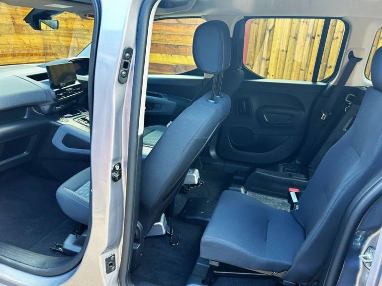 2025 Peugeot Rifter 3 Seat Auto Wheelchair Accessible Disabled Access Vehicle WAV MPV Diesel Auto...
