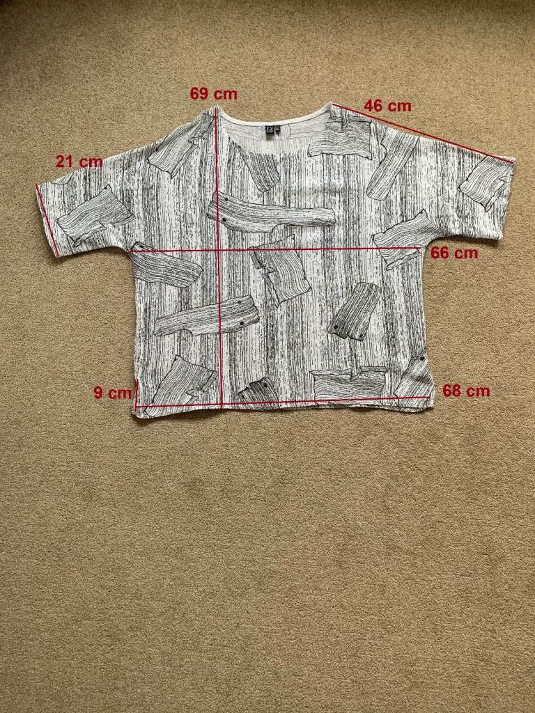 Izabel London Geometric Abstract Print Oversized Top Multi White UK size 12 