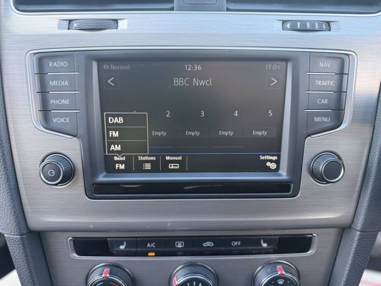 2016 Volkswagen Golf 1.4 TSI BlueMotion Tech Match Edition Hatchback 5dr Petrol DSG Euro 6 (s/s) ...