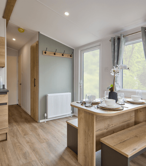 Modern 2-Bed Caravan (35ft x 12ft) – Abbots Salford Holiday Park