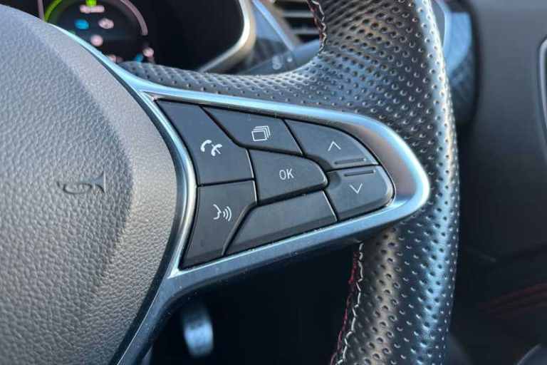 2023 Renault Arkana 1.6 E-TECH Hybrid 145 R.S. Line 5dr Auto COUPE PETROL/ELECTRIC Automatic