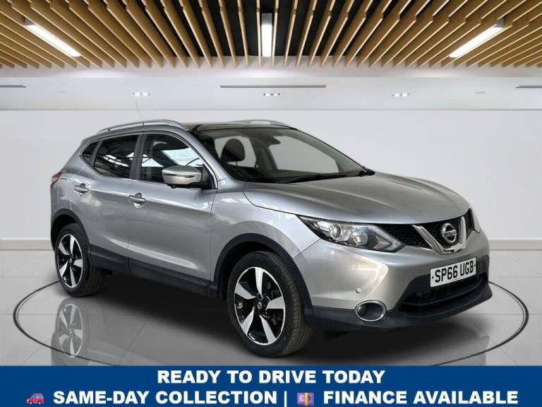 2016 Nissan Qashqai 1.6 dCi N-Connecta SUV 5dr Diesel XTRON 2WD Euro 6 (s/s) (130 ps) HATCHBACK D...