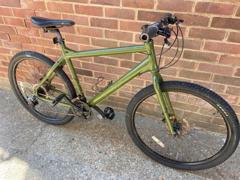 Bike Adults Carrera Subway Hybrid Bicycle  24 Speed Disc Brakes 